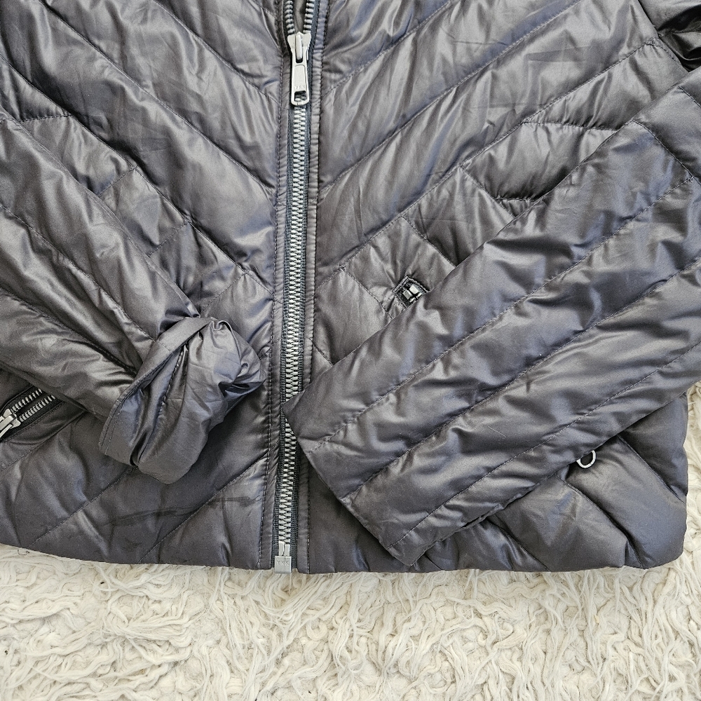 Athleta Lightweight Down Puffer Jacket - image 5